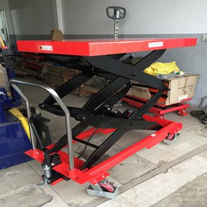 XE NÂNG MẶT BÀN NÂNG CÂY CẢNH 1500KG